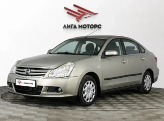 Nissan Almera